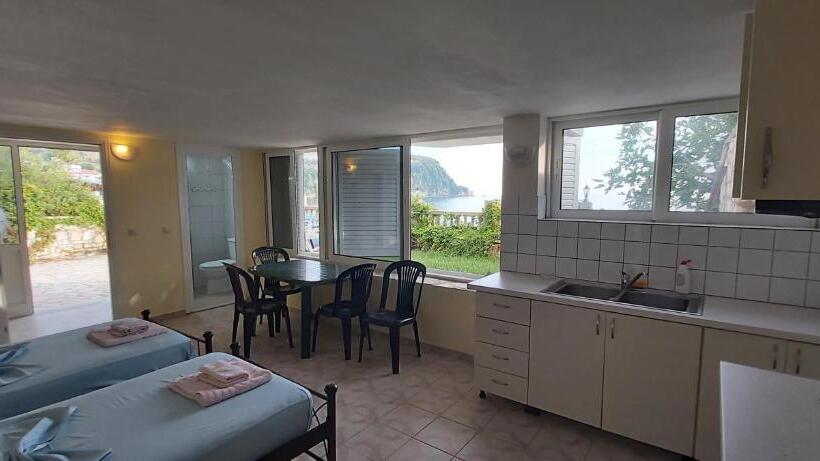 شقة غرفة نوم واحدة بالطابق الأرضى, Magic Ionian Apartments & Rooms