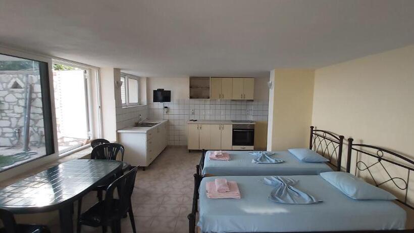 شقة غرفة نوم واحدة بالطابق الأرضى, Magic Ionian Apartments & Rooms