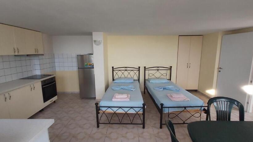 شقة غرفة نوم واحدة بالطابق الأرضى, Magic Ionian Apartments & Rooms