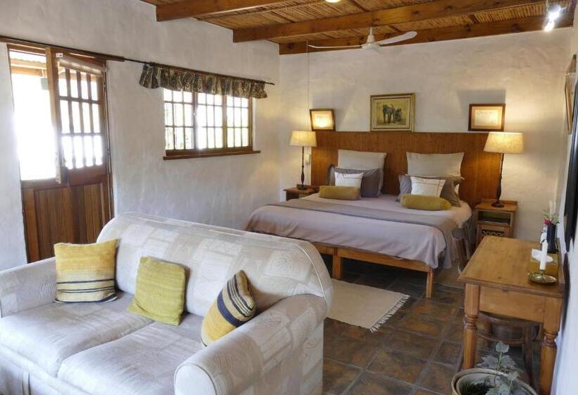 חדר סטנדרט לשלושה, The Retreat At Groenfontein