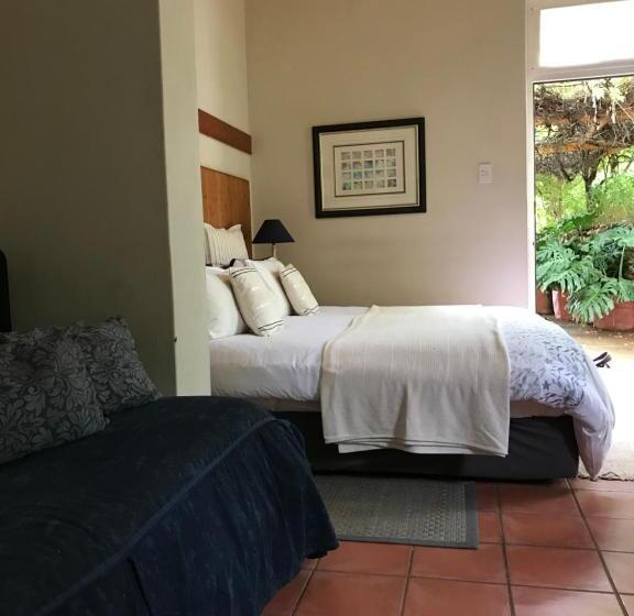 חדר סטנדרט לשלושה, The Retreat At Groenfontein