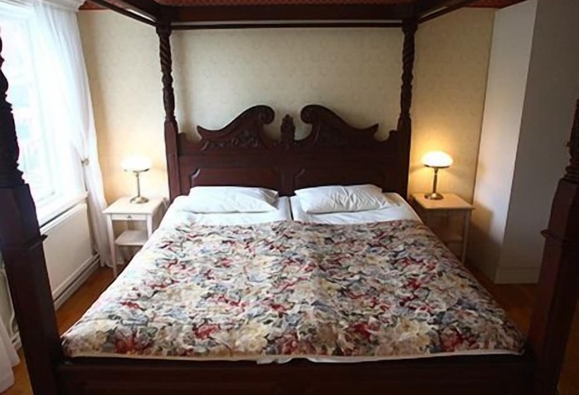 Номер Стандарт, Nyhyttans Kurort