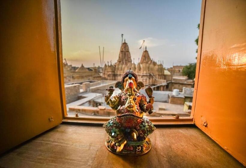 اتاق استاندارد با تخت بزرگ, Mud Mirror Guesthouse