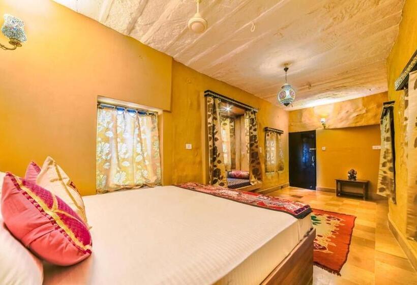 اتاق استاندارد با تخت بزرگ, Mud Mirror Guesthouse