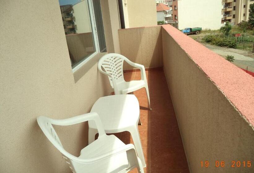 Номер Стандарт с Балконом, Sveti Georgi Guest House