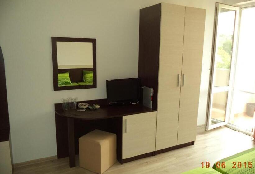 Номер Стандарт с Балконом, Sveti Georgi Guest House