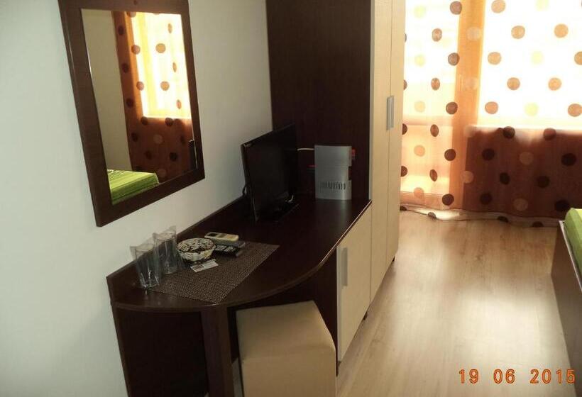 חדר סטנדרט עם מרפסת, Sveti Georgi Guest House