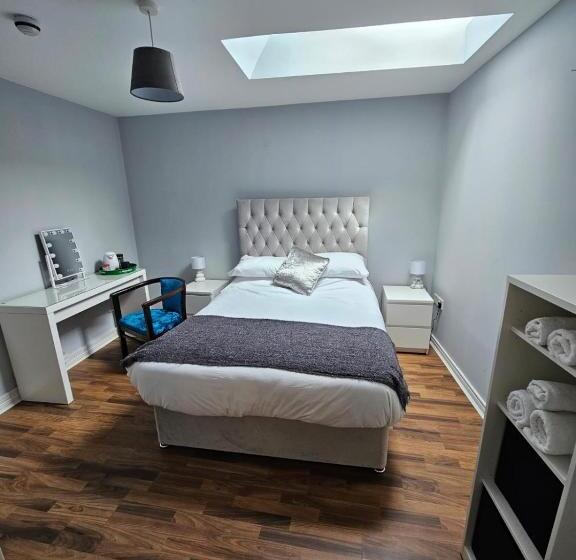 غرفة قياسية, Laverty S   The Black Bull Inn