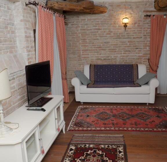 リバービュースイート, Agriturismo Villa Anconetta