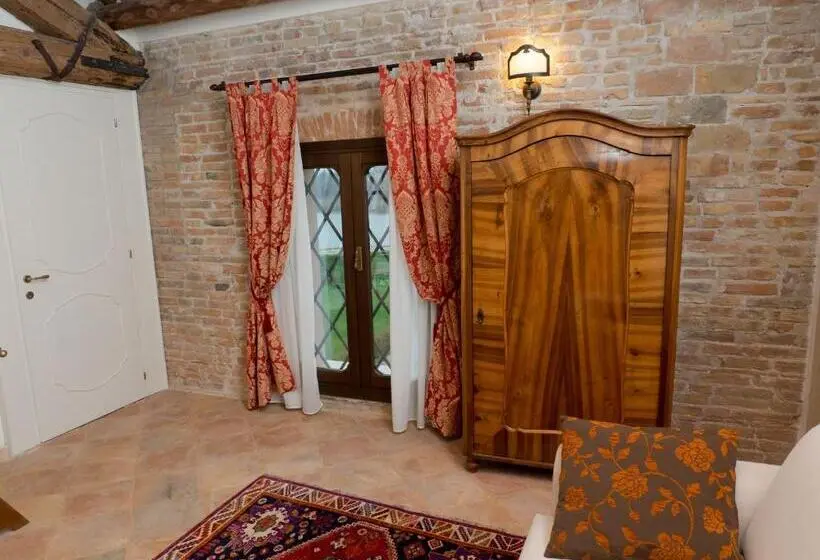 デラックススタジオ, Agriturismo Villa Anconetta