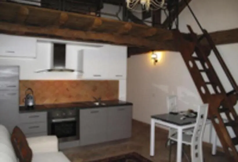 デラックススタジオ, Agriturismo Villa Anconetta