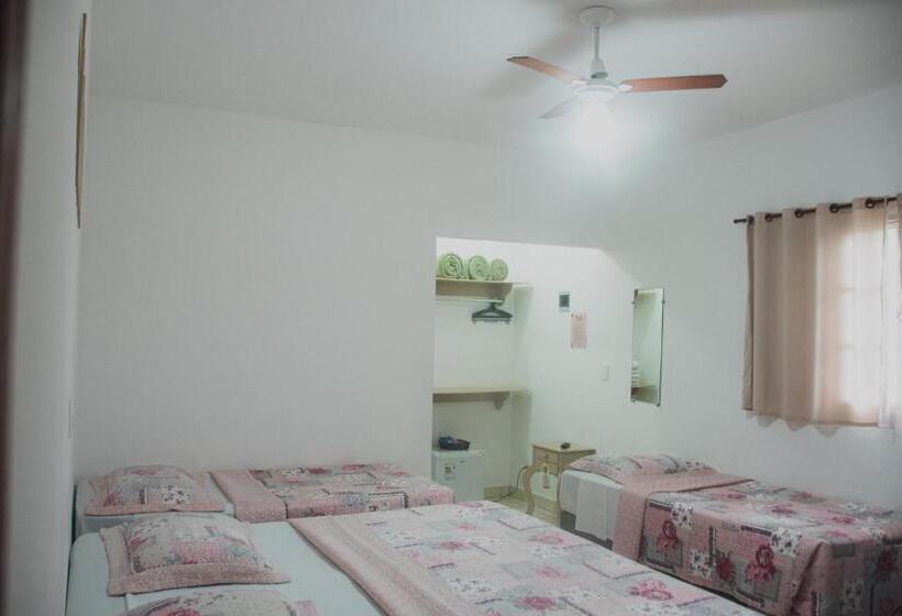 家庭间, Pousada Mirante Das Estancias