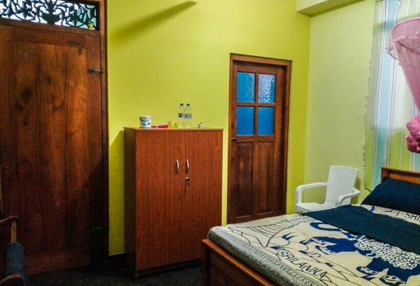 Chambre Standard, Randhi La Beach View Lounge