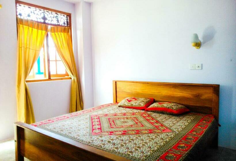 Chambre Standard, Randhi La Beach View Lounge