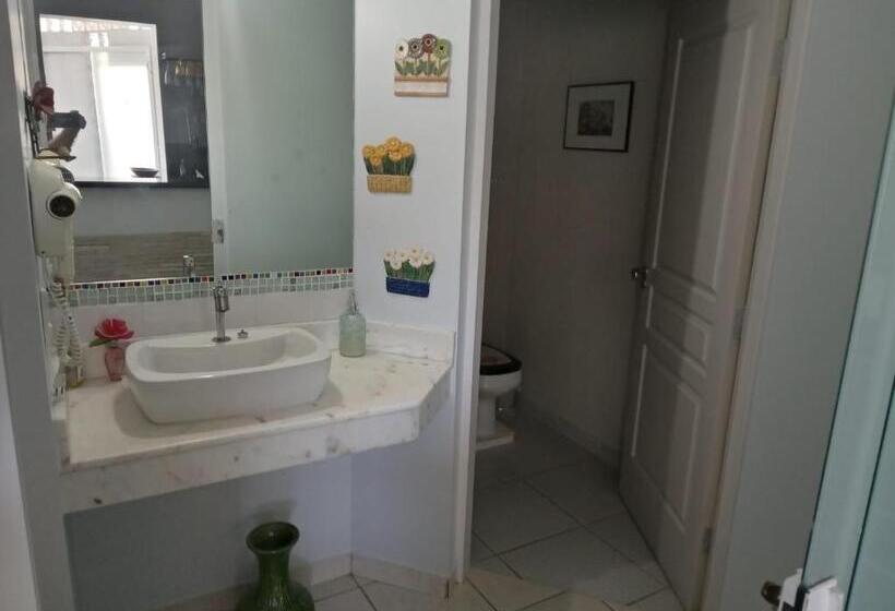 استودیو استاندارد با چشمانداز استخر, Panoramica Residencial