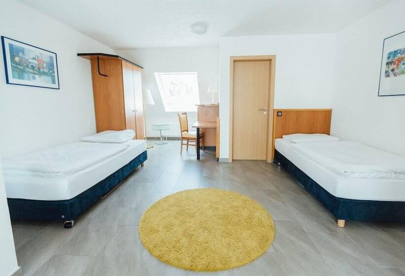 חדר סטנדרט, Heilbronner Pension Am Schonen Theater