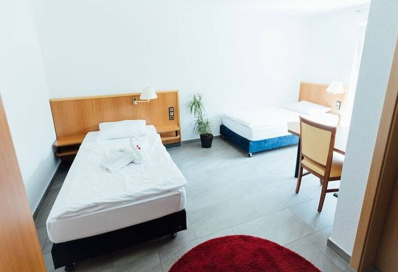 חדר סטנדרט, Heilbronner Pension Am Schonen Theater