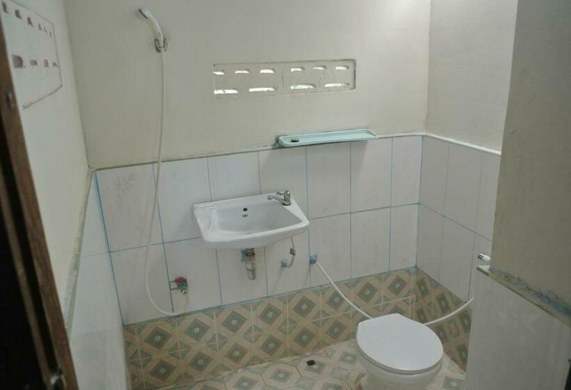 스탠다드 방갈로, Tavendang Guesthouse