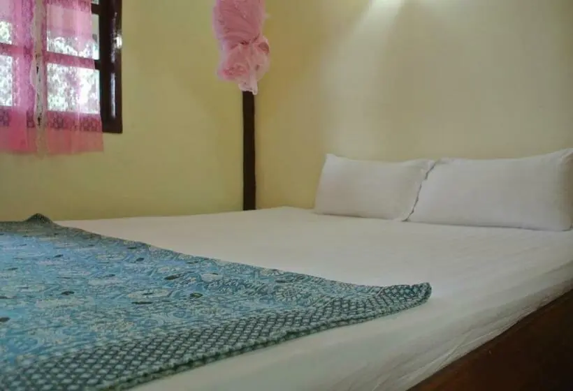 بانگلوی استاندارد, Tavendang Guesthouse