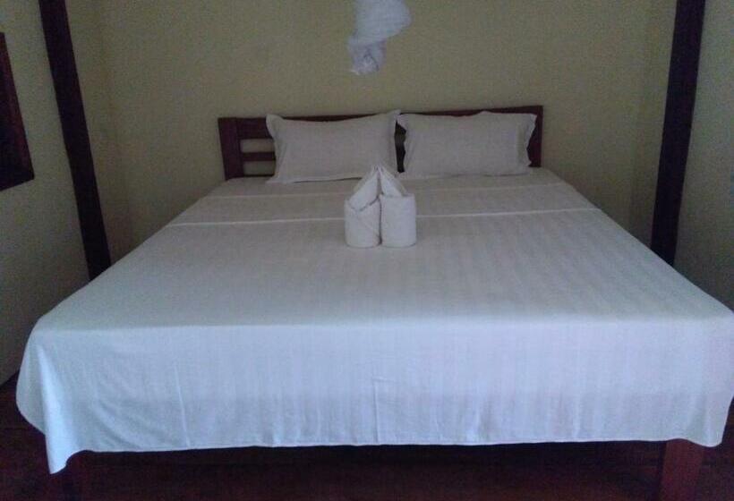 Бунгало Стандарт, Tavendang Guesthouse