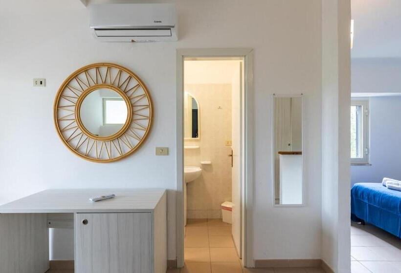 标准间带阳台, La Meridiana