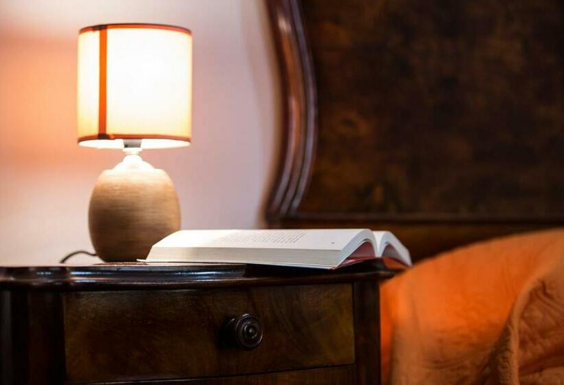 スタンダードルーム, Le Stanze Del Re