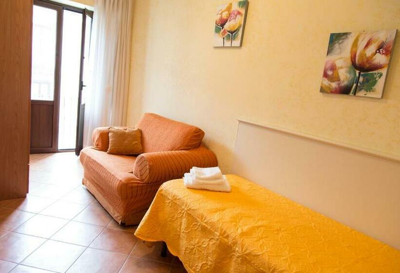 スタンダードトリプルルーム, Le Stanze Del Re