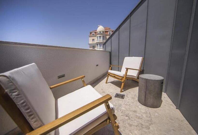 Superior Room with Terrace, Somewhere  Estoril Guesthouse