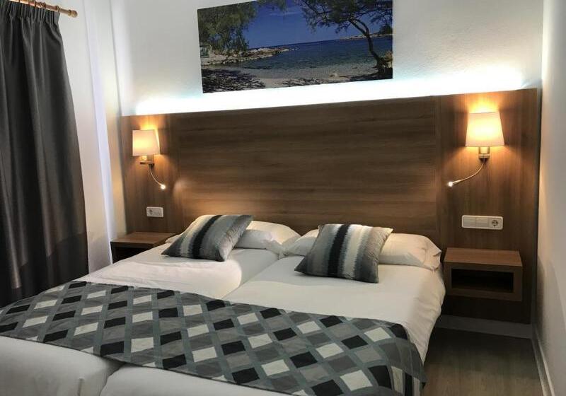 침실 1개 바다 전망 아파트, R2 Cala Millor