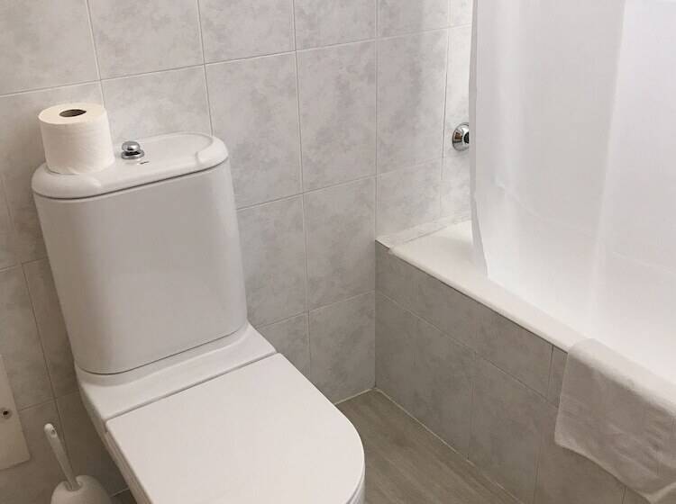 침실 1개 바다 전망 아파트, R2 Cala Millor