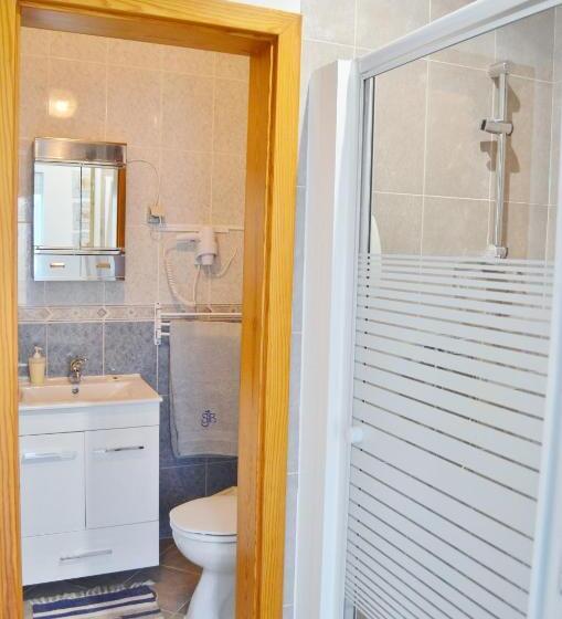 Номер Стандарт, Bjb   Alojamentos