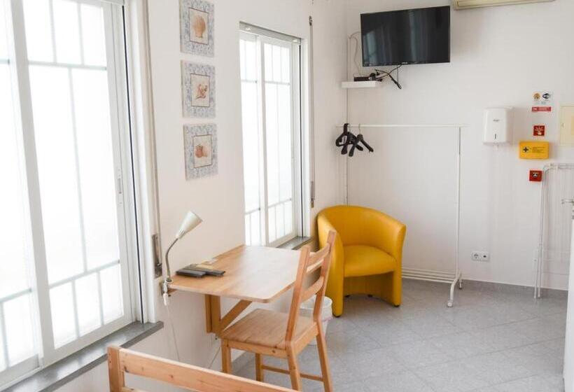 Номер Стандарт, Bjb   Alojamentos