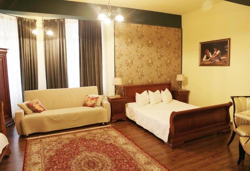 家庭间, Boutique Vila White Duchess