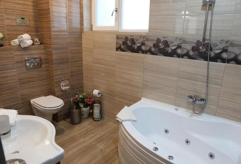 带海景的高档三人间, Boutique Vila White Duchess