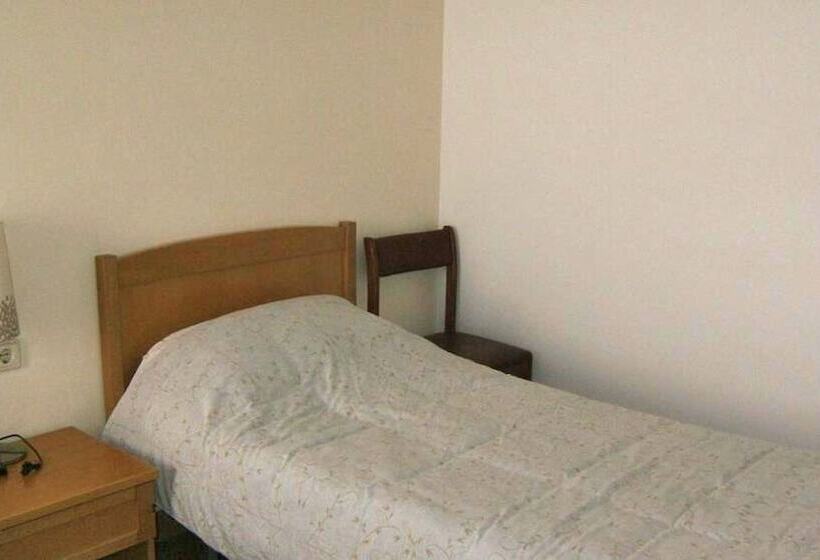 Номер Стандарт Индивидуальный, Hostal L'esquella