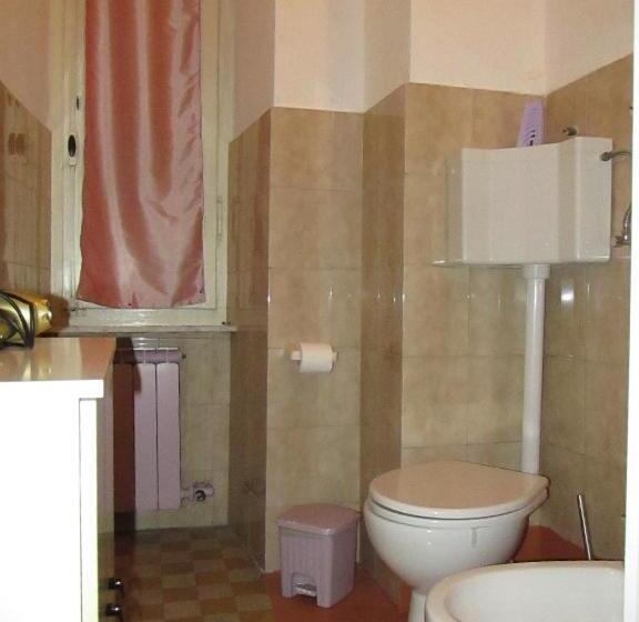 اتاق لوکس, Guest House Erika