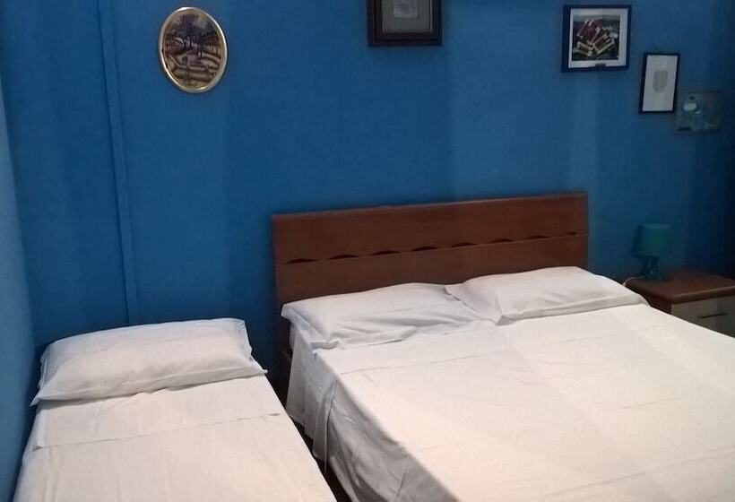 اتاق استاندارد چهار تخته, Guest House Erika