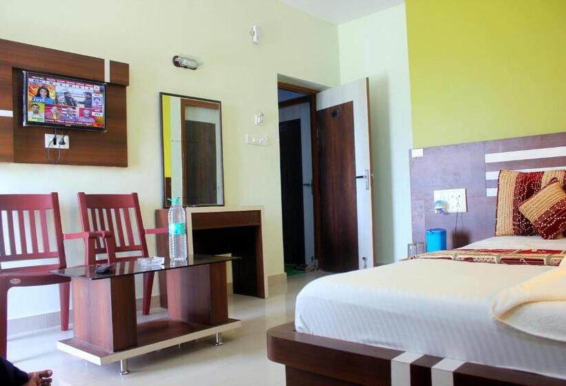Номер Deluxe с Балконом, Blooming Star Guest House