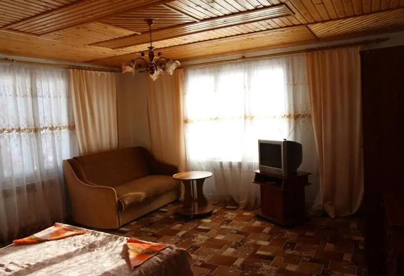 スーペリアトリプルルーム, Gutsulochka Apartment