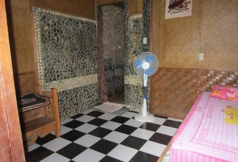 エコノミールーム, Junia Guesthouse Bukit Lawang