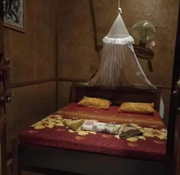 エコノミールーム, Junia Guesthouse Bukit Lawang