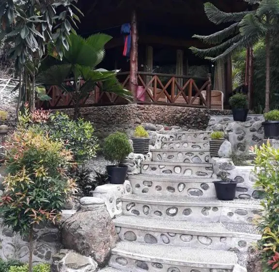 デラックスバンガロー, Junia Guesthouse Bukit Lawang