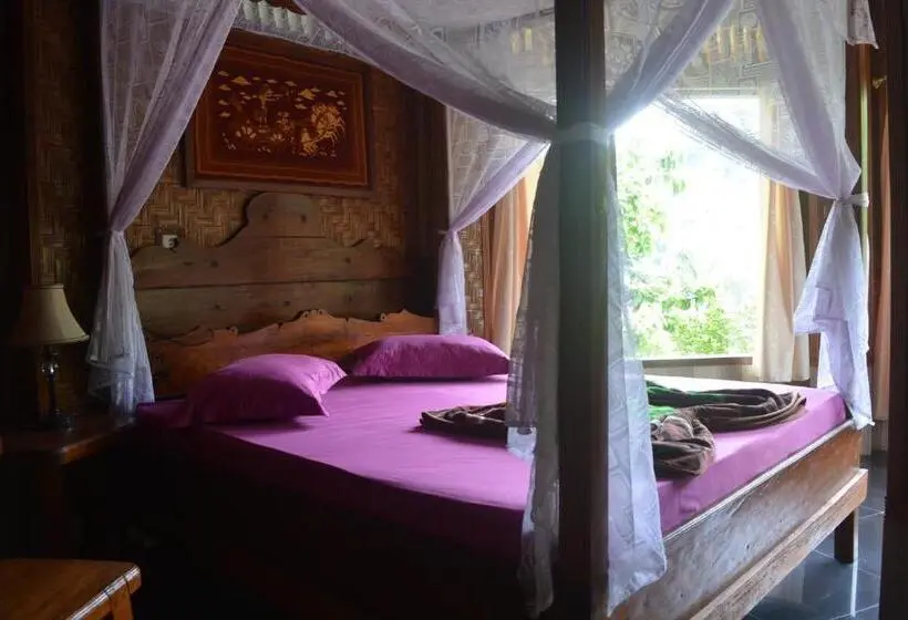 スーペリアーバンガロー, Junia Guesthouse Bukit Lawang