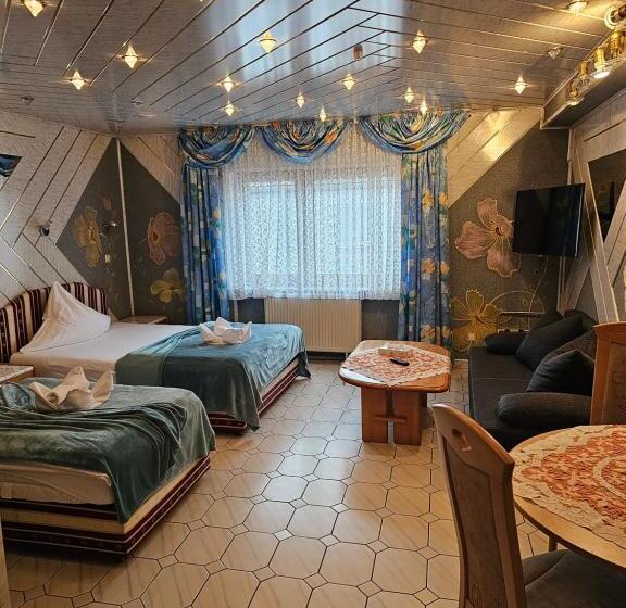 Номер Стандарт, Tenne