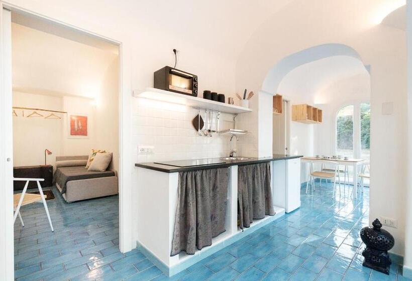 آپارتمان 1 خوابه با چشمانداز دریا, La Rosa Dei Venti