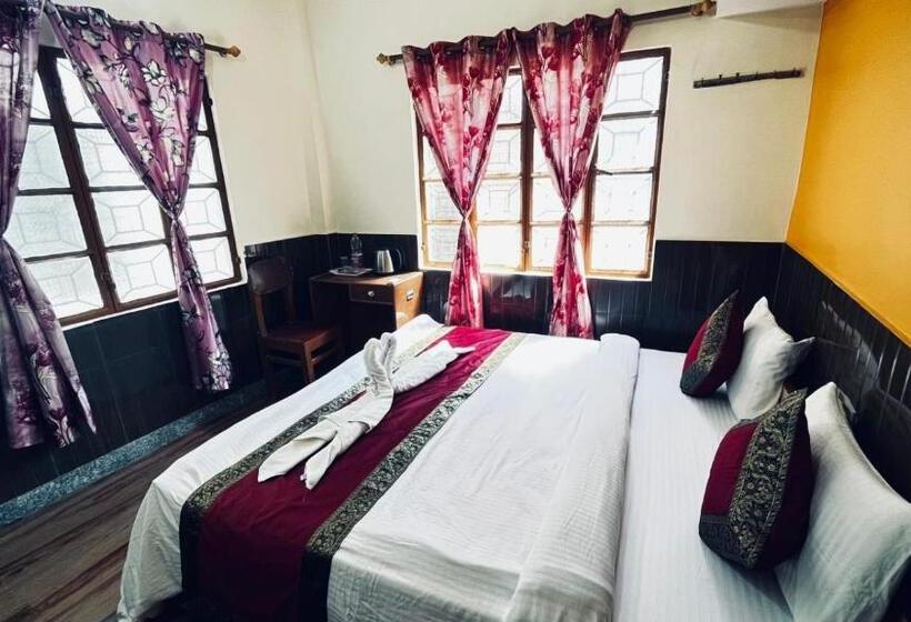 غرفة قياسية, Family Guest House