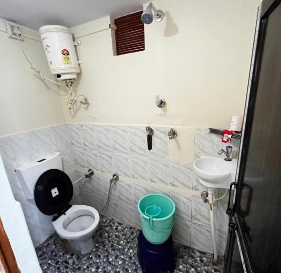 جناح عائلي, Family Guest House