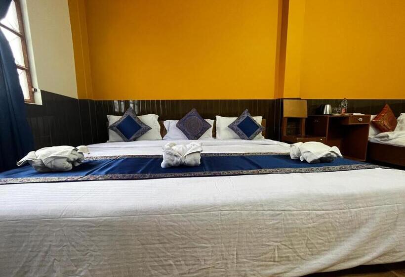 جناح عائلي, Family Guest House