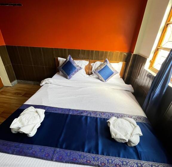 غرفة قياسية حمام مشترك, Family Guest House