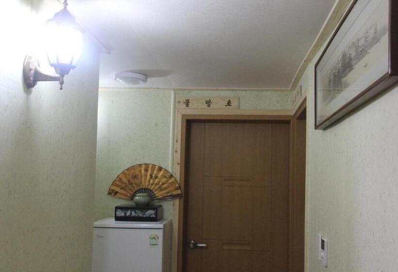 غرفة قياسية, Dasomchae Hanok Stay